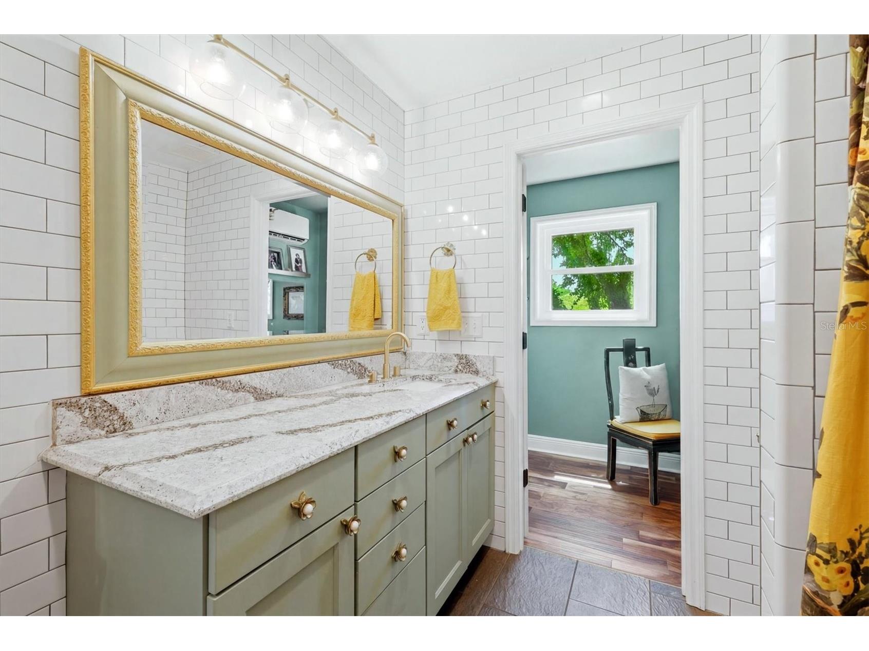 5378 Sarapointe Court Sarasota FL 34232 A4694119 image24