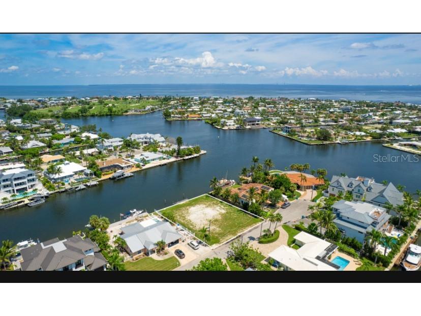 538 67th Street Holmes Beach FL 34217 - GRAND CANAL A4663596 image10