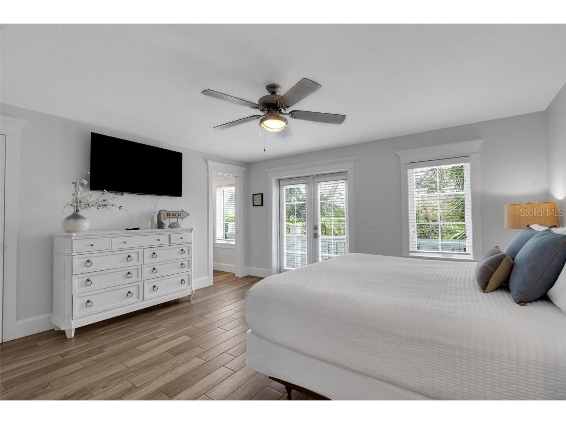 538 Canal Road Sarasota FL 34242 - GRAND CANAL A4656047 image36