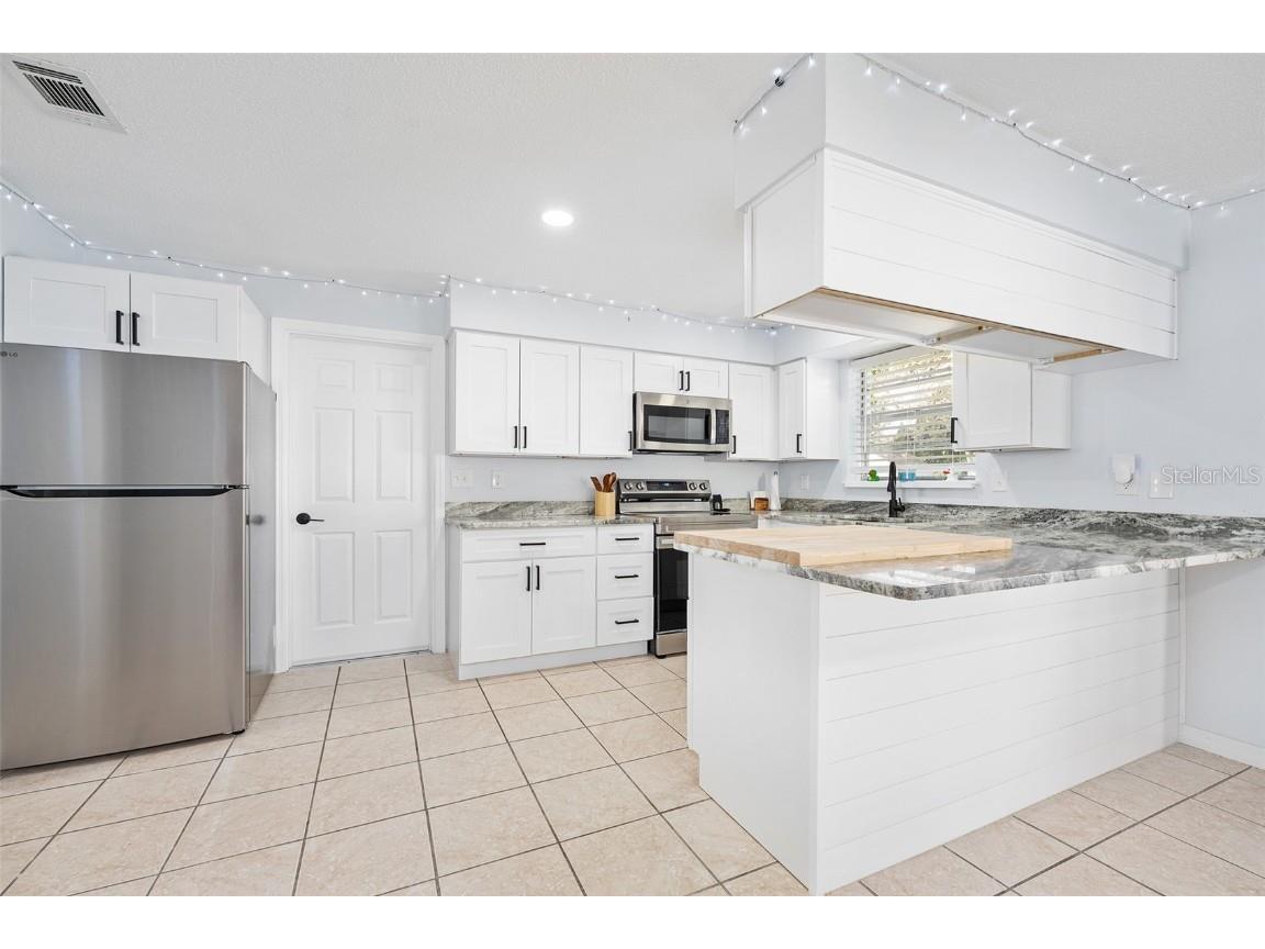 538 Gertrude Lane South Daytona FL 32119 V4946224 image8