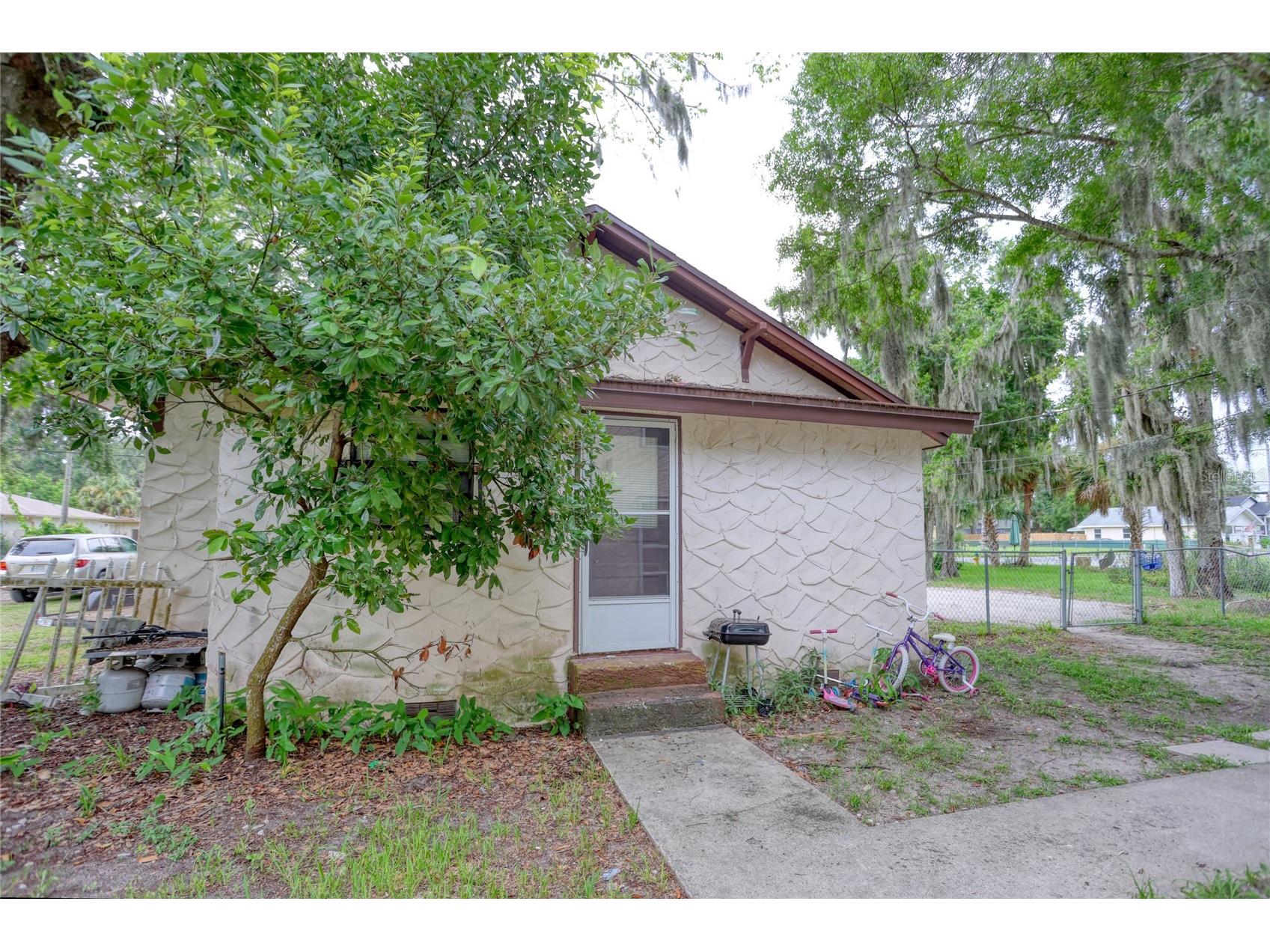 538 Loomis Avenue Daytona Beach FL 32114 O6375014 image11