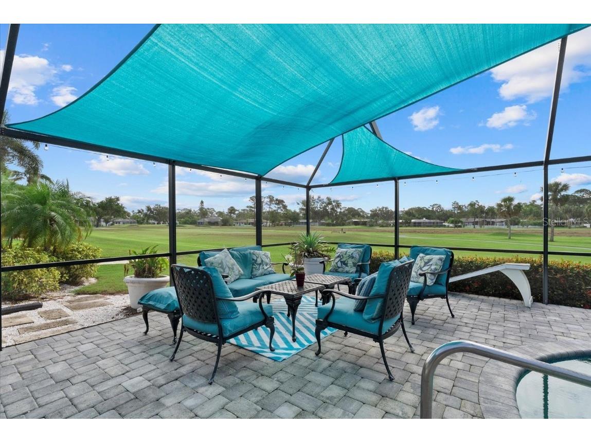 538 Magellan Drive Sarasota FL 34243 A4656417 image10