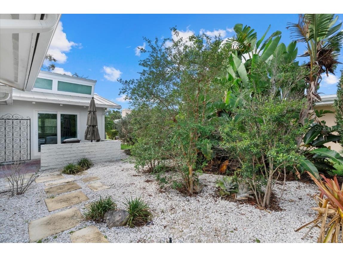 538 Magellan Drive Sarasota FL 34243 A4656417 image11