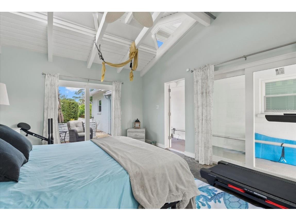 538 Magellan Drive Sarasota FL 34243 A4656417 image19