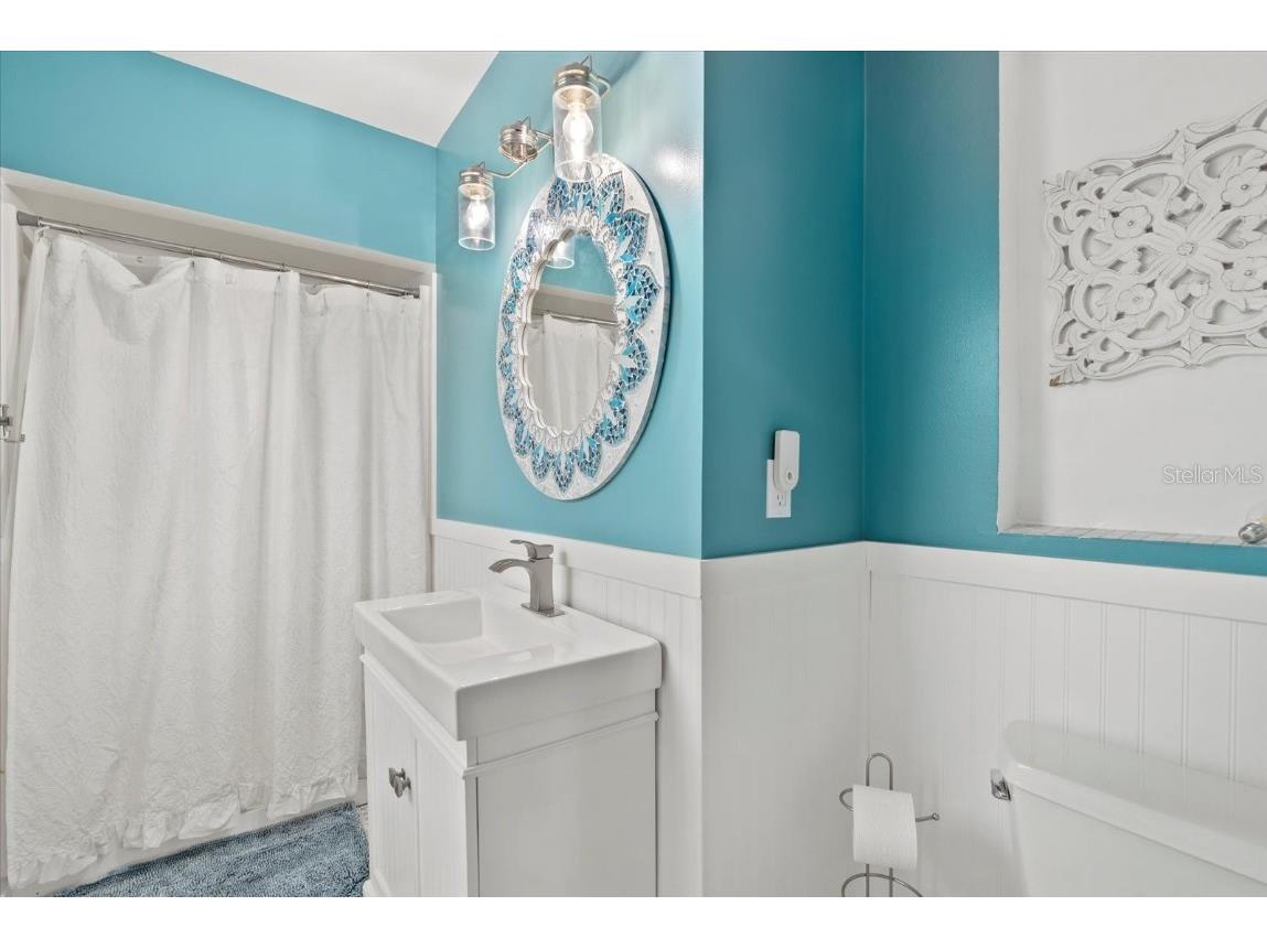 538 Magellan Drive Sarasota FL 34243 A4656417 image20
