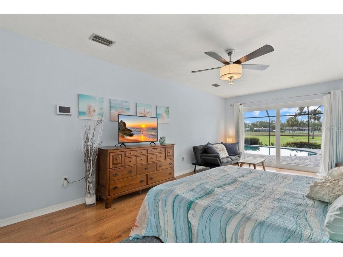 538 Magellan Drive Sarasota FL 34243 A4656417 image23