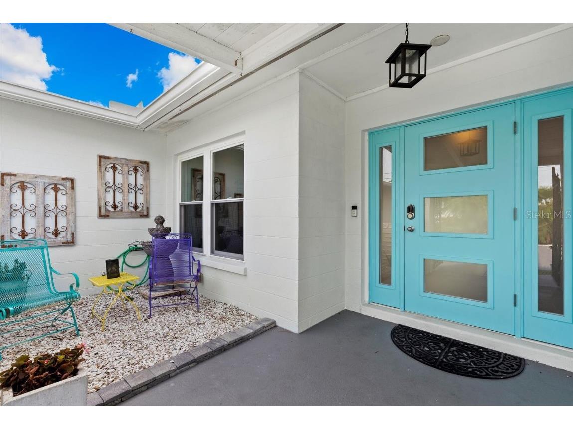 538 Magellan Drive Sarasota FL 34243 A4656417 image4