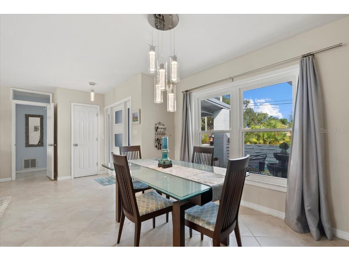 538 Magellan Drive Sarasota FL 34243 A4656417 image41