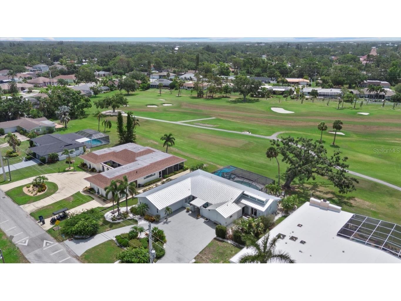 538 Magellan Drive Sarasota FL 34243 A4656417 image44