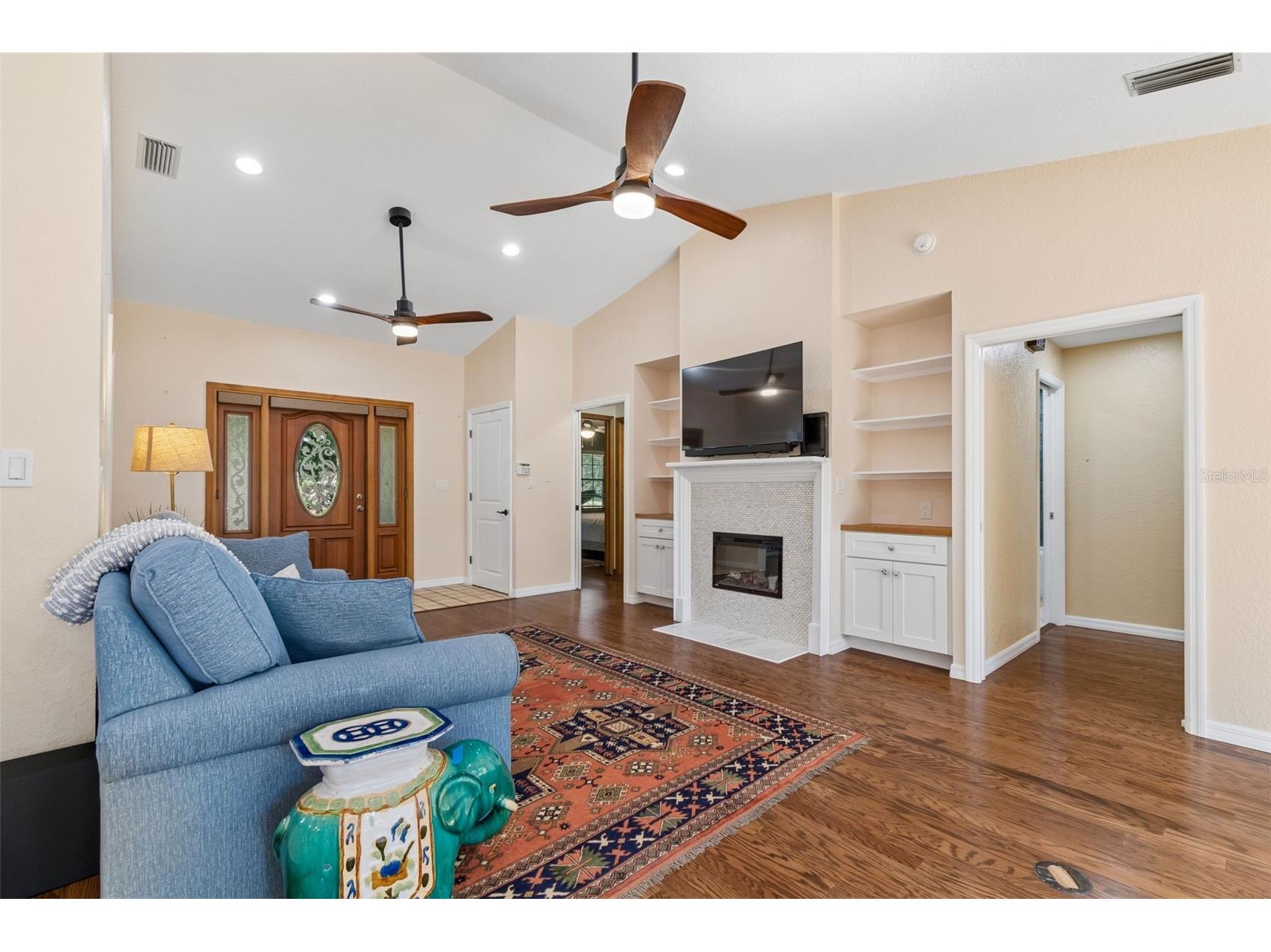 538 Oleander Way S Saint Petersburg FL 33707 TB8516725 image10