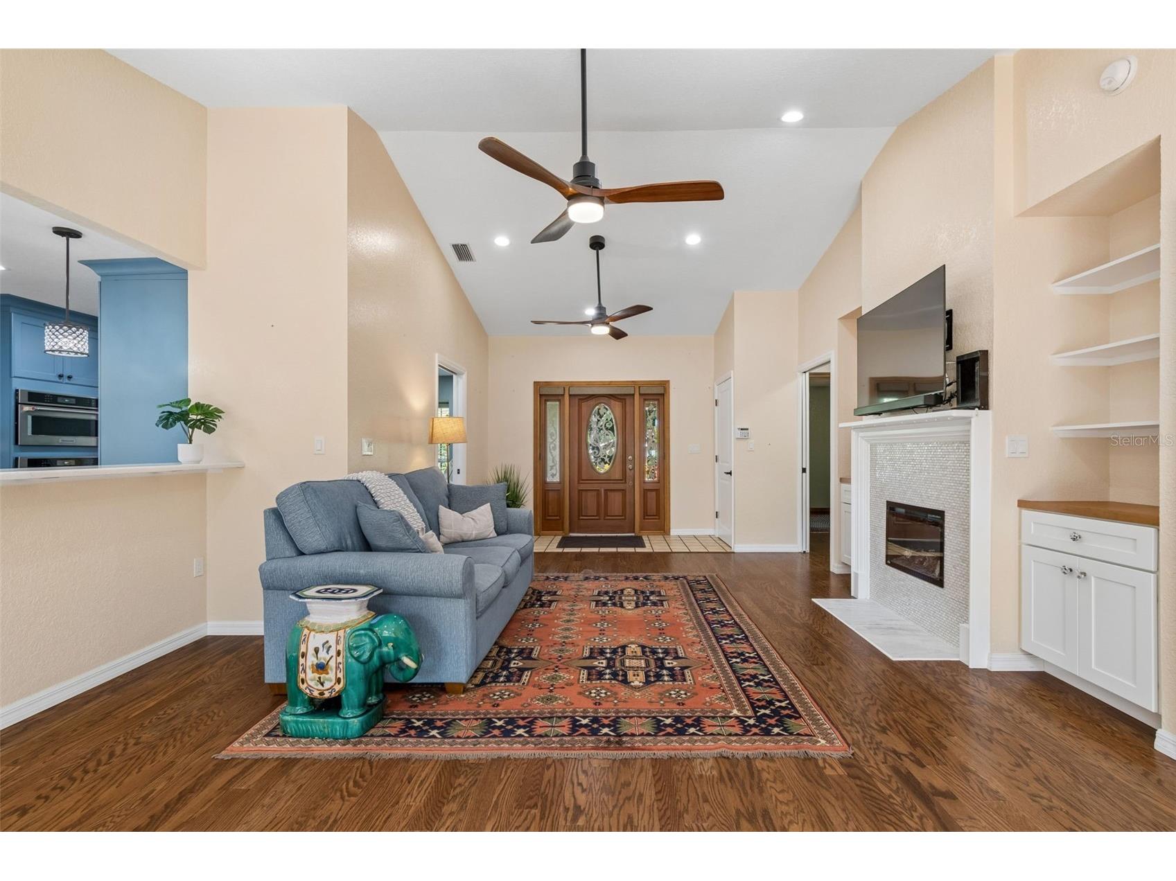 538 Oleander Way S Saint Petersburg FL 33707 TB8516725 image17