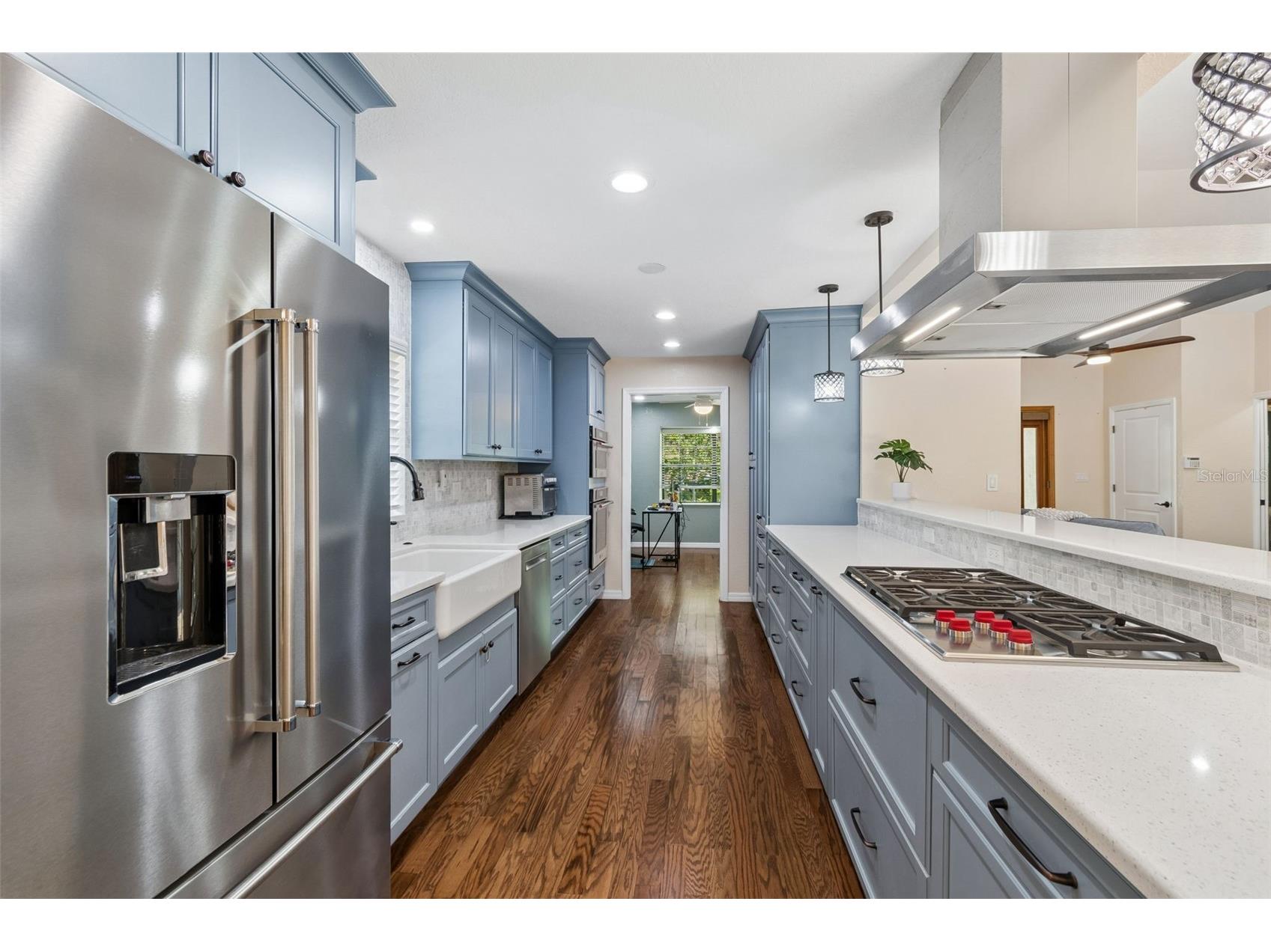 538 Oleander Way S Saint Petersburg FL 33707 TB8516725 image19