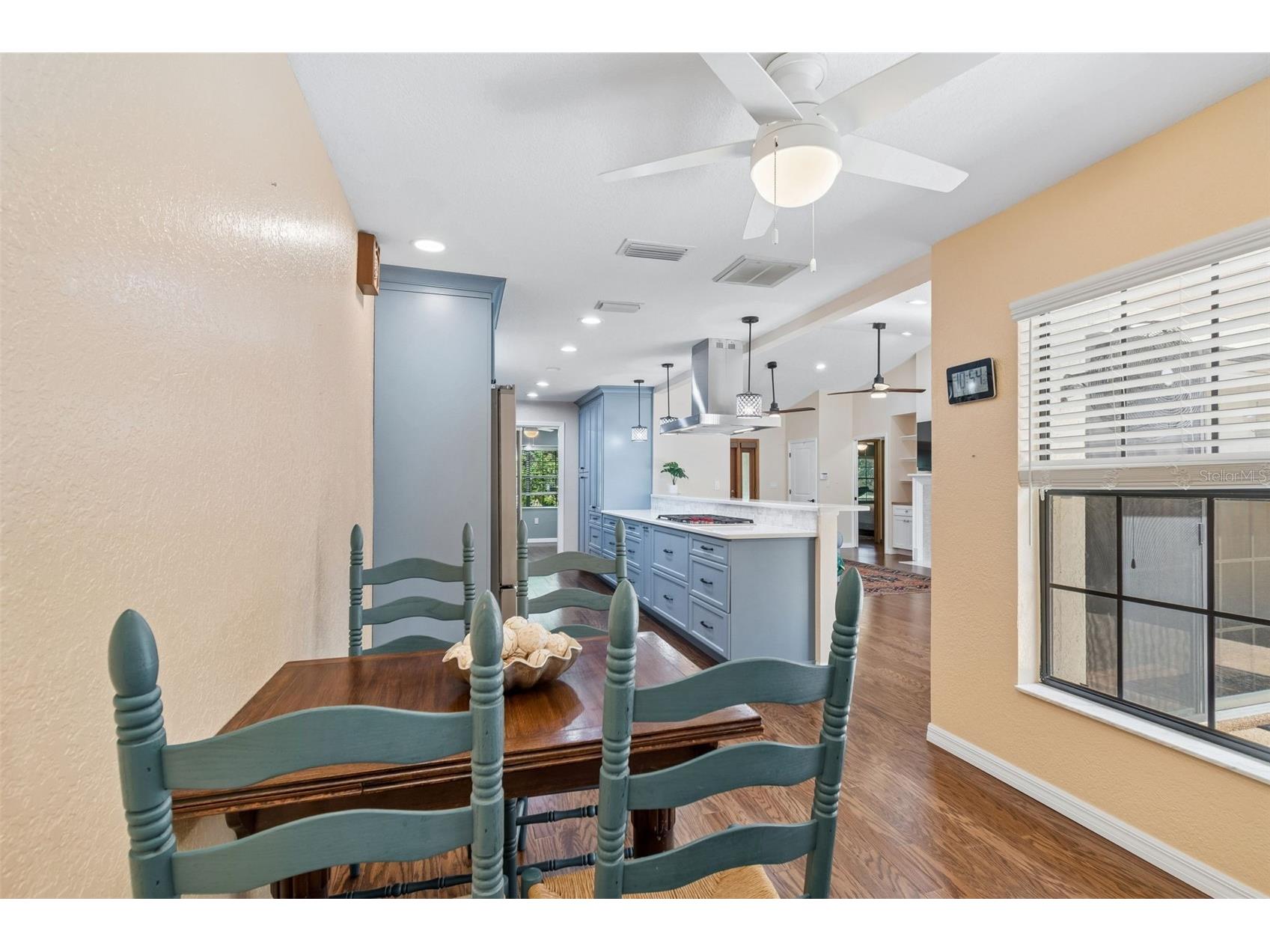 538 Oleander Way S Saint Petersburg FL 33707 TB8516725 image26