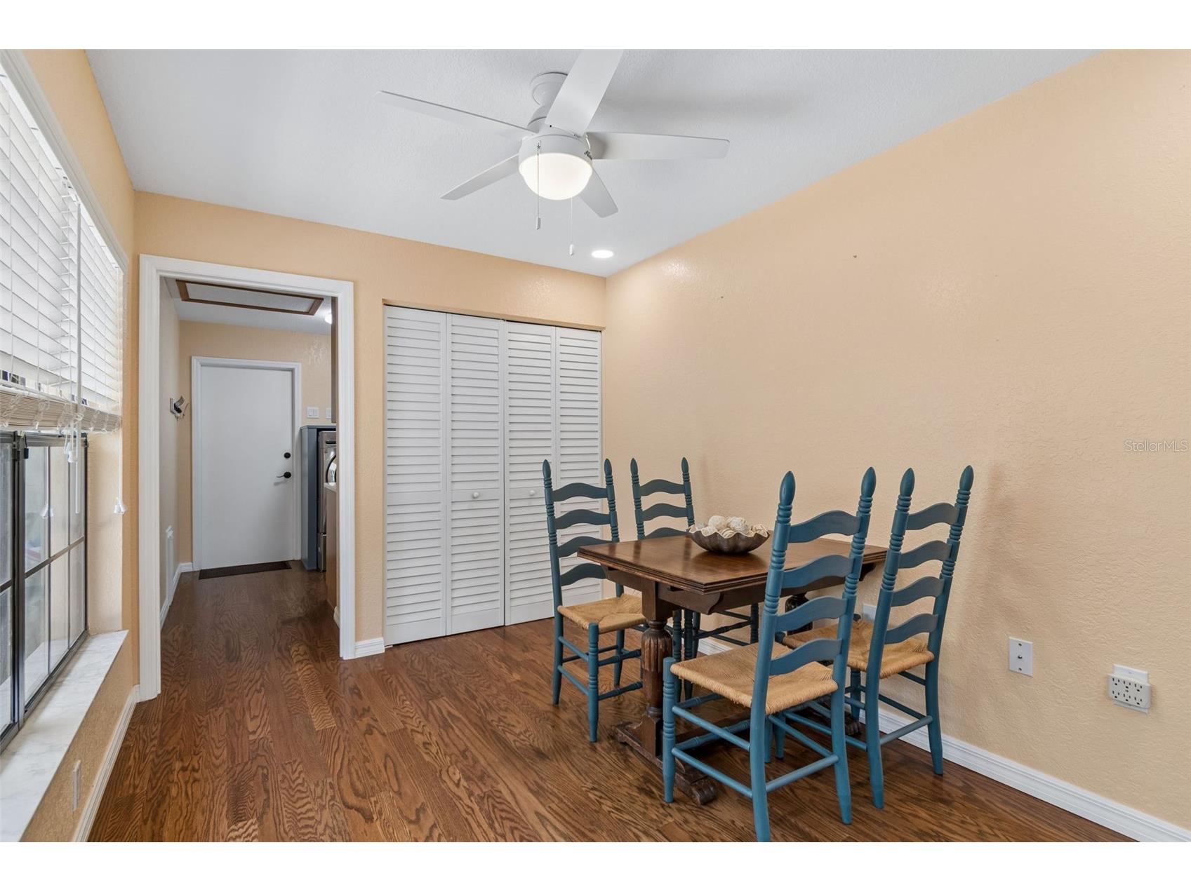 538 Oleander Way S Saint Petersburg FL 33707 TB8516725 image27