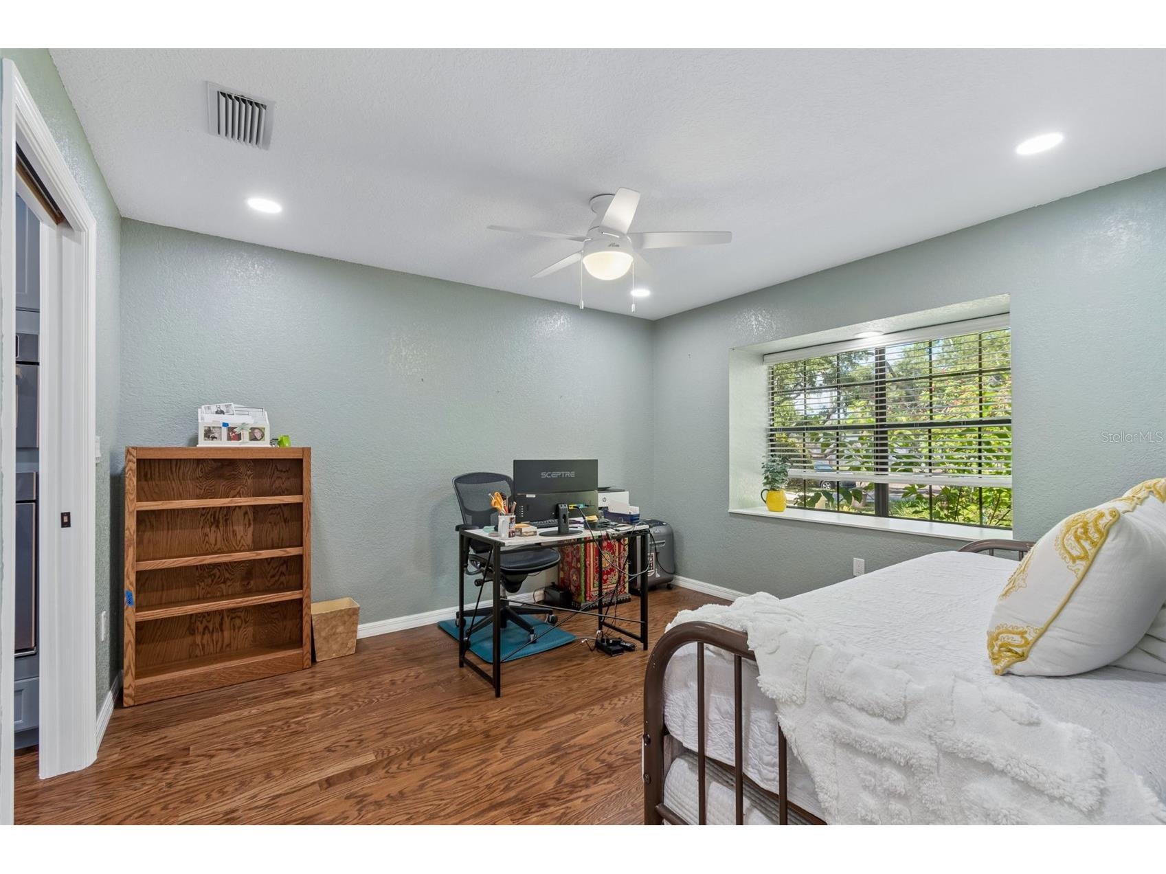 538 Oleander Way S Saint Petersburg FL 33707 TB8516725 image45