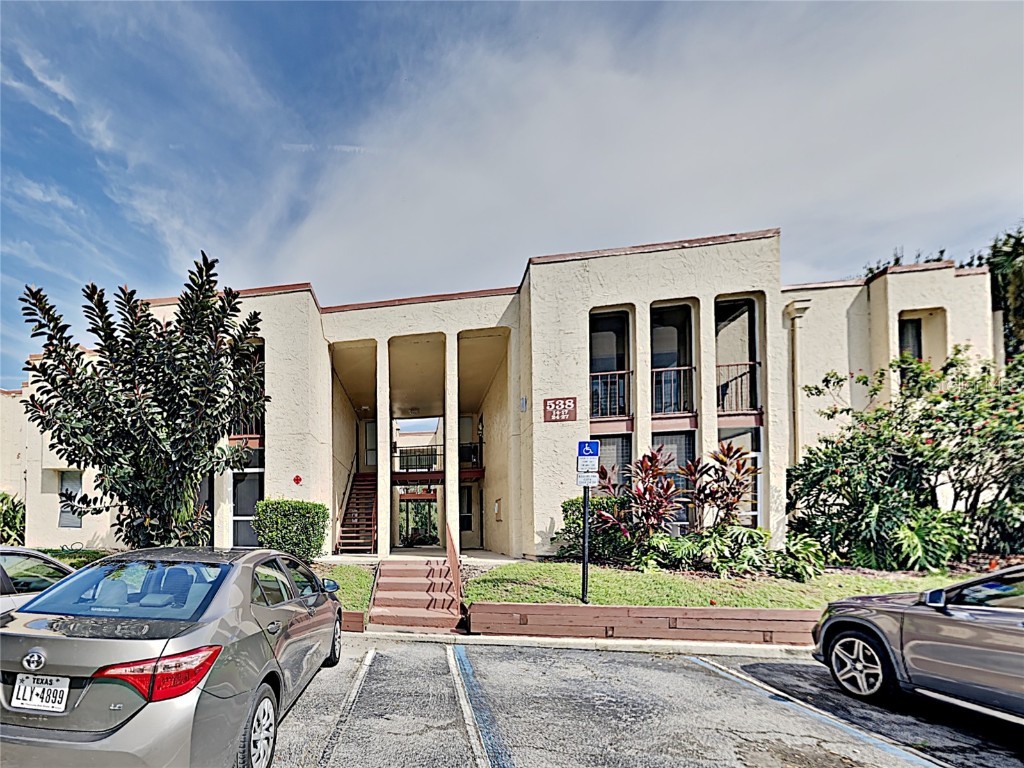 538 Orange Drive #14 Altamonte Springs FL 32701 O6205697 image1