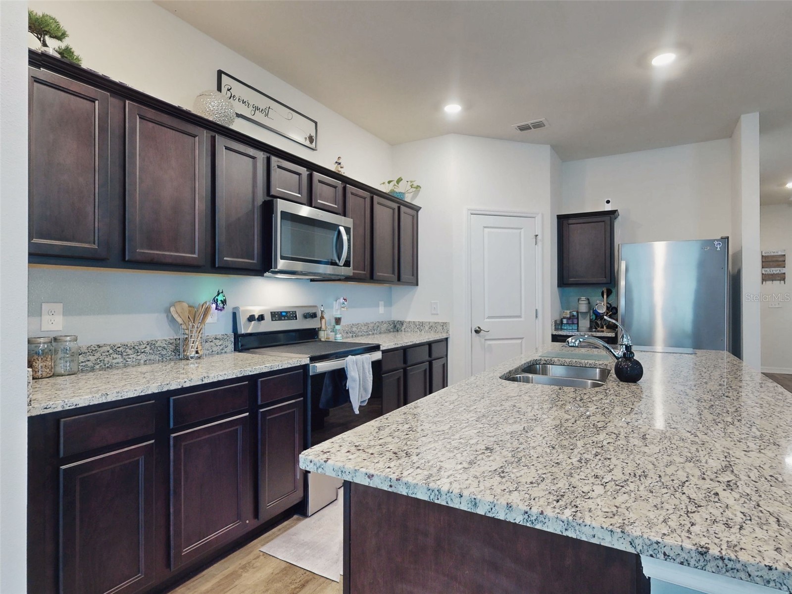 538 Stowers Drive New Smyrna Beach FL 32168 V4948066 image4