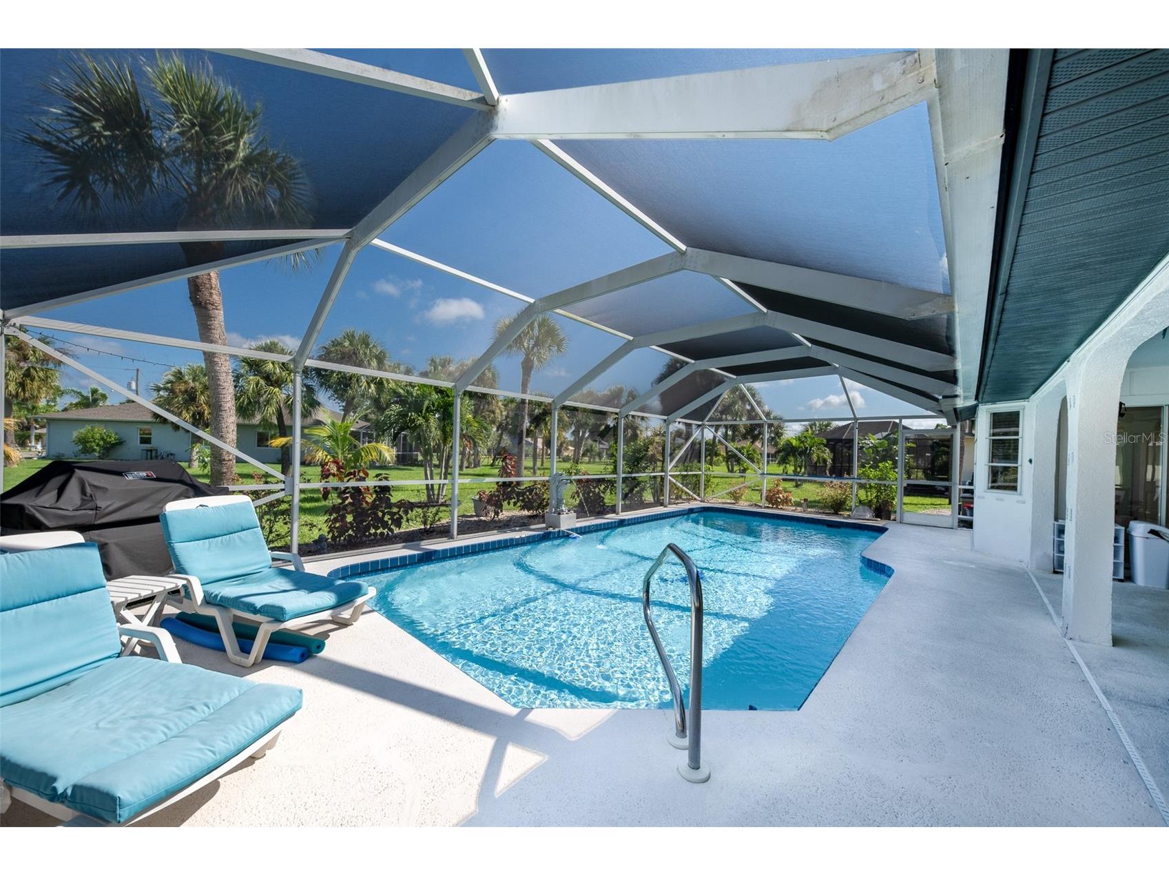 538 W Cashew Punta Gorda FL 33955 C7527623 image44