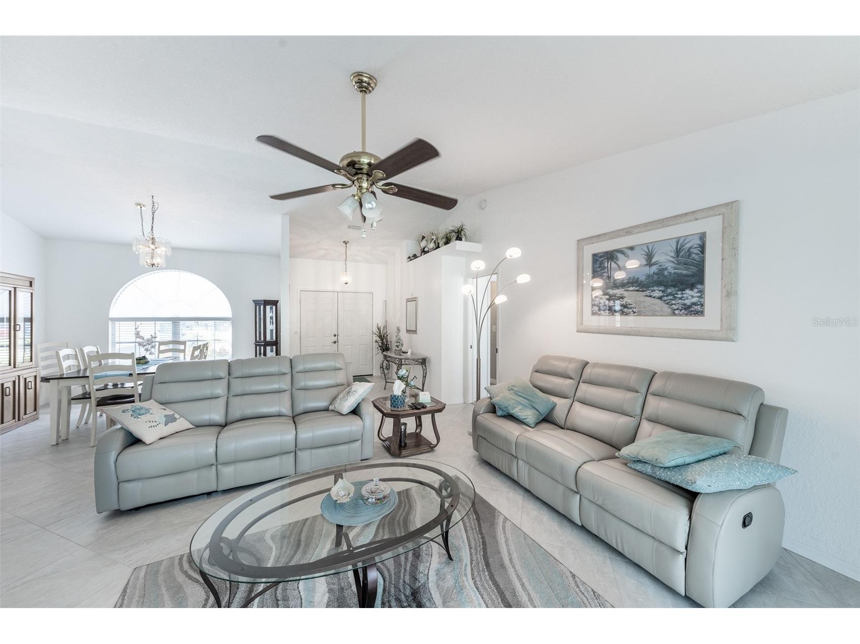 538 W Cashew Punta Gorda FL 33955 C7527623 image9