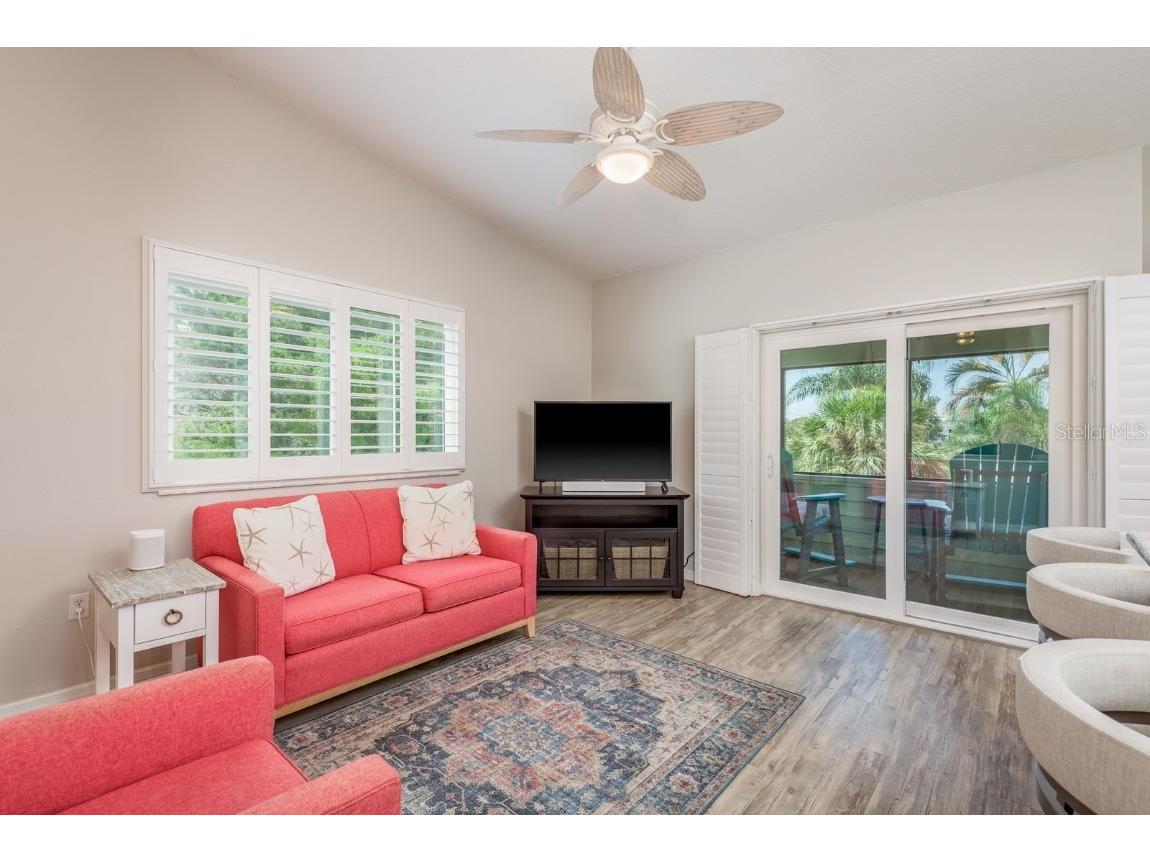 538 Walden Court Dunedin FL 34698 TB8422246 image13