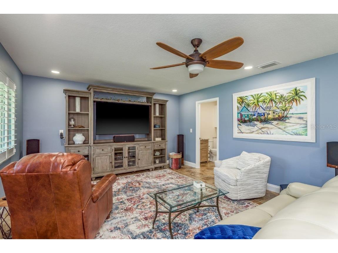 538 Walden Court Dunedin FL 34698 TB8422246 image19