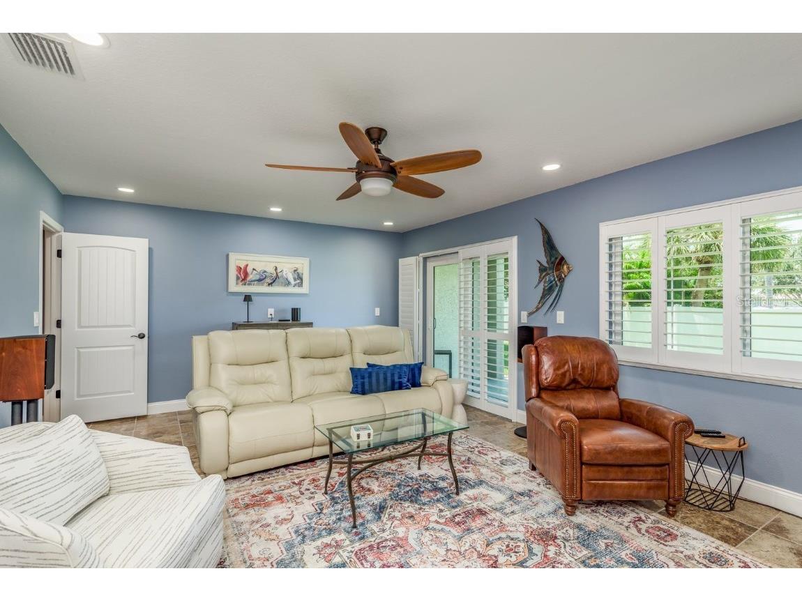 538 Walden Court Dunedin FL 34698 TB8422246 image21