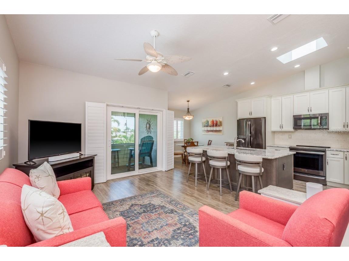 538 Walden Court Dunedin FL 34698 TB8422246 image5