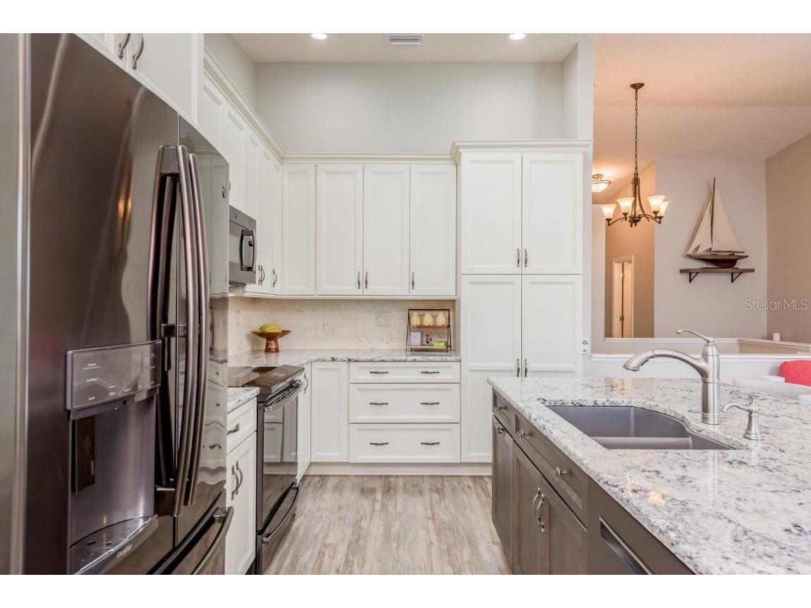 538 Walden Court Dunedin FL 34698 TB8422246 image8