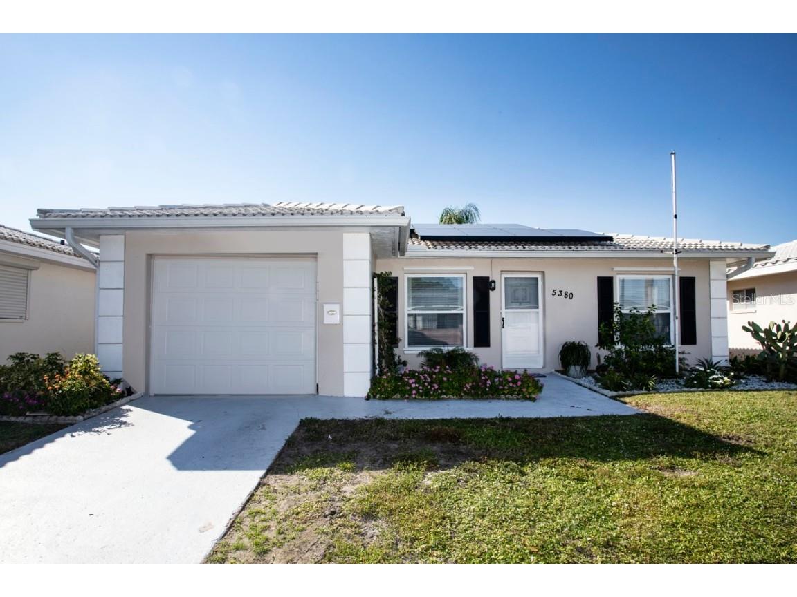 5380 Acacia Trail N #5 Pinellas Park FL 33782 U8178438 image1