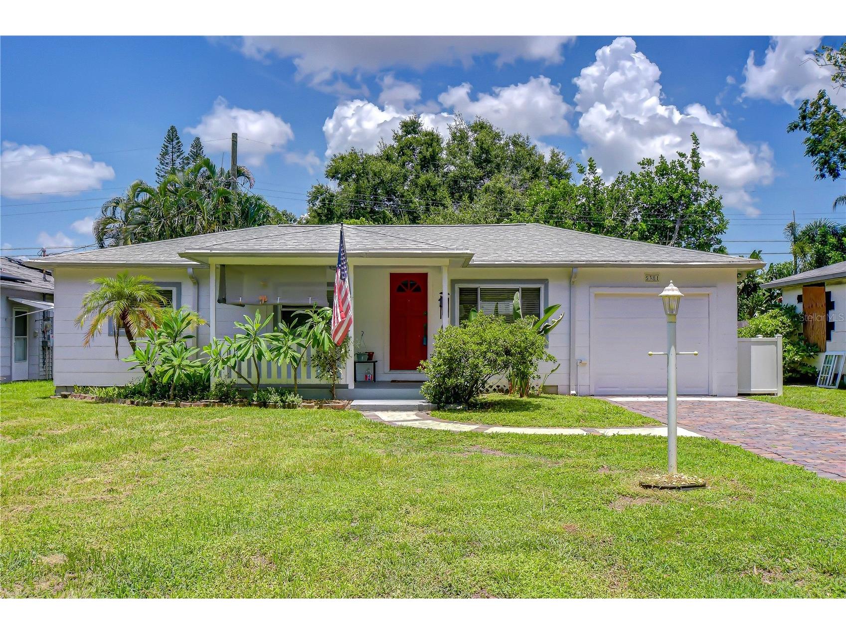 5381 43rd Avenue N Saint Petersburg FL 33709 TB8531855 image1