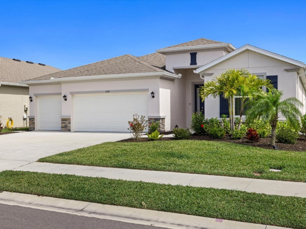 5381 Grove Mill Loop Lakewood Ranch FL 34211 A4605672 image1