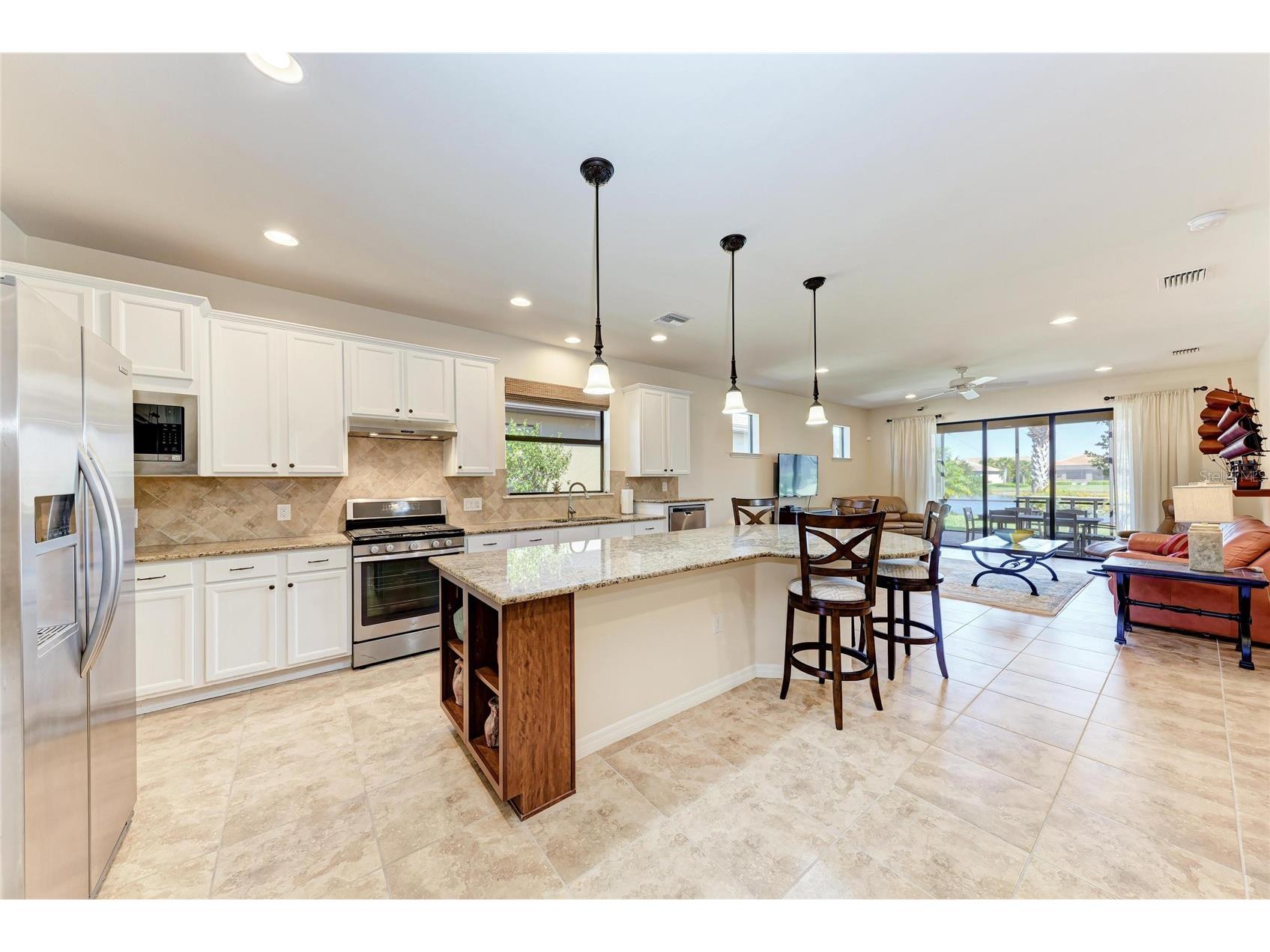 5381 Sundew Drive Sarasota FL 34238 A4679952 image8