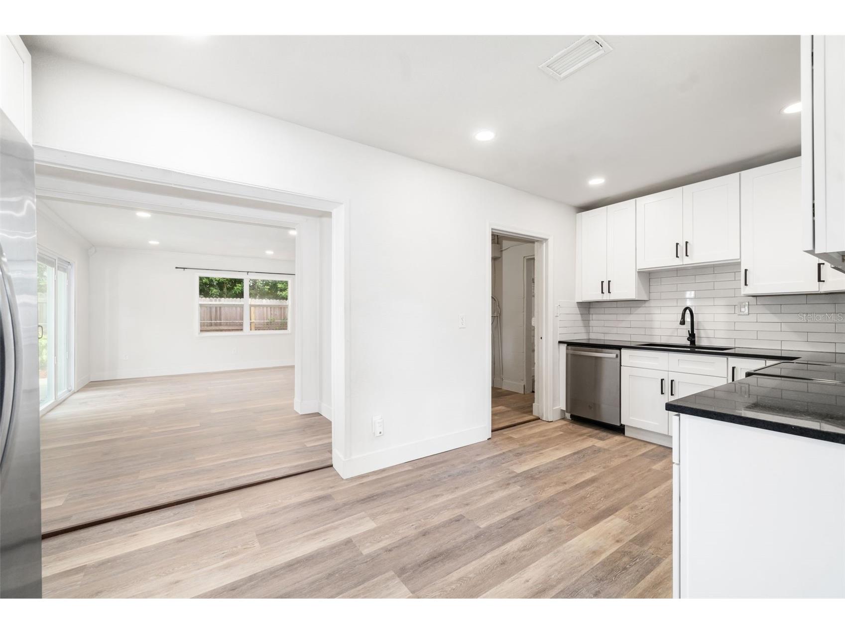 5384 56th Avenue N Saint Petersburg FL 33709 A4694340 image22