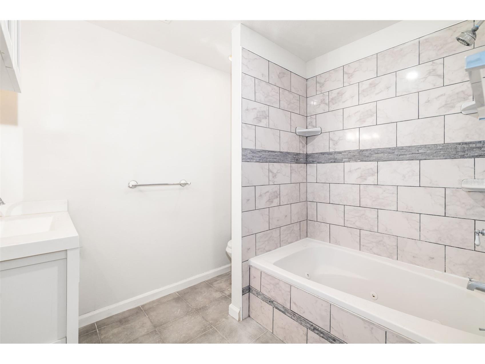 5384 56th Avenue N Saint Petersburg FL 33709 A4694340 image29
