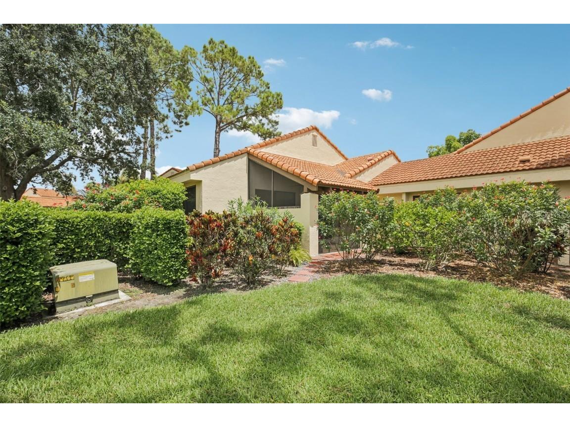 5387 Huntingwood Court #4 Sarasota FL 34235 A4658975 image27