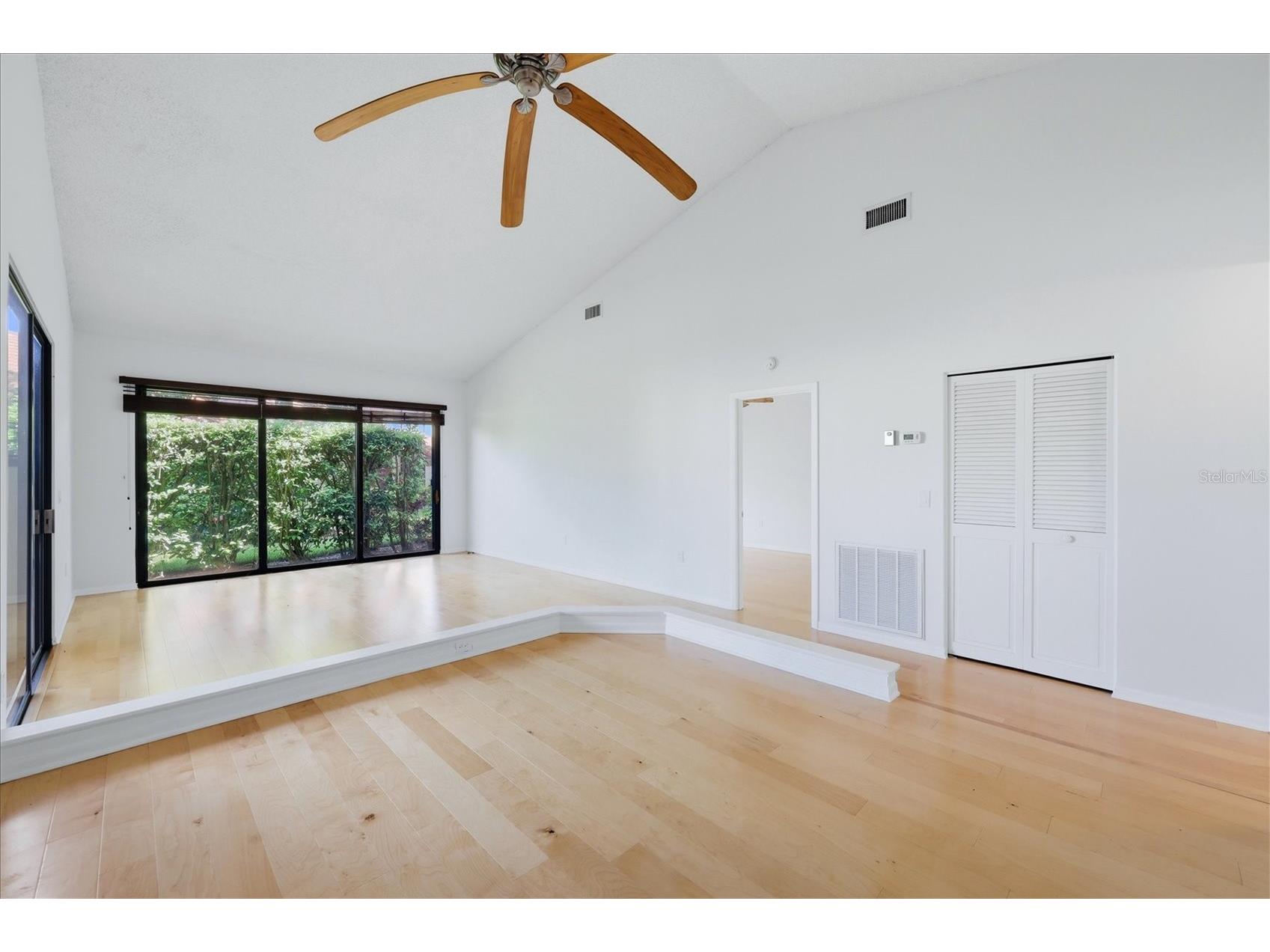 5387 Huntingwood Court #4 Sarasota FL 34235 A4698691 image16