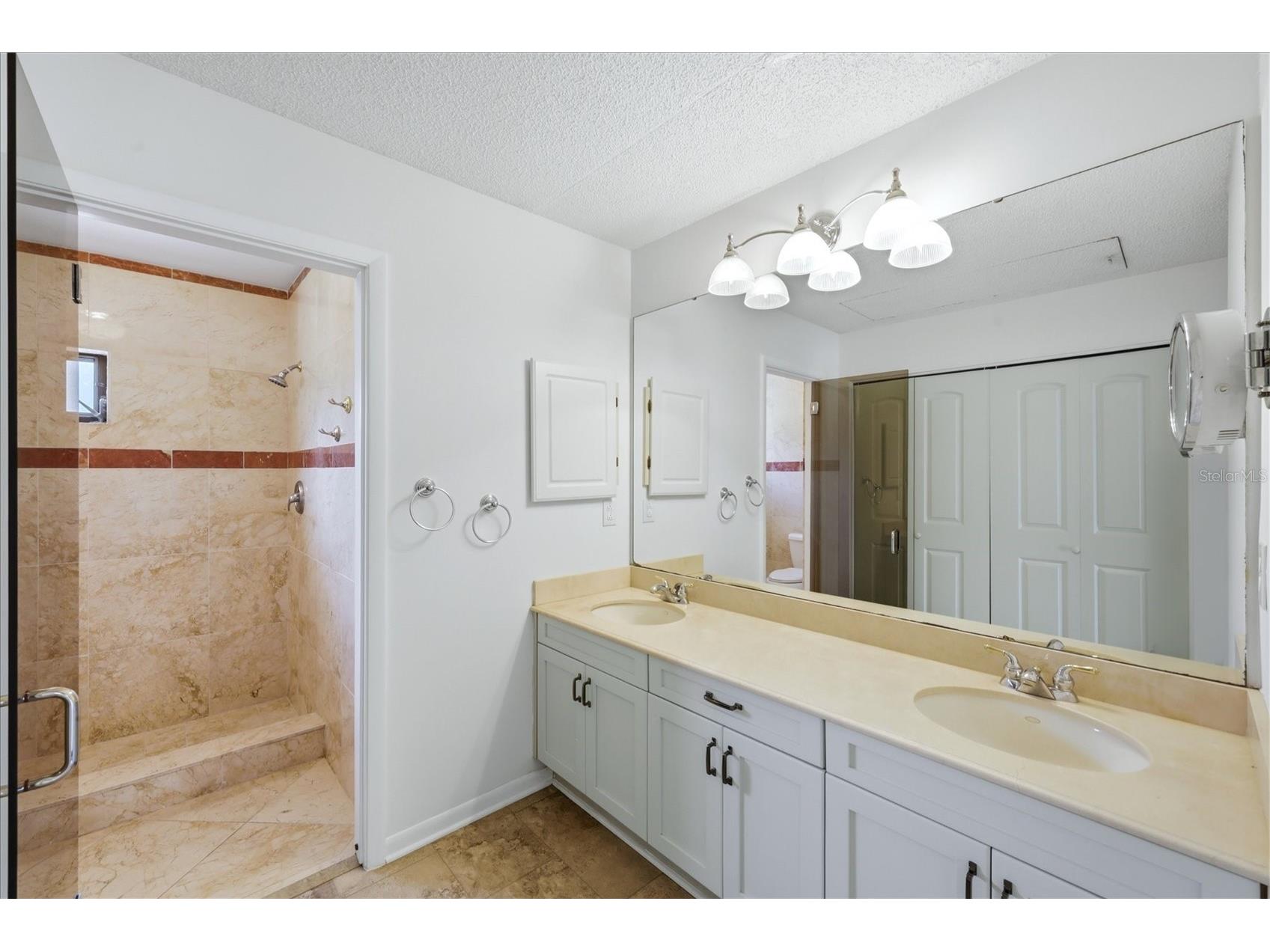 5387 Huntingwood Court #4 Sarasota FL 34235 A4698691 image22