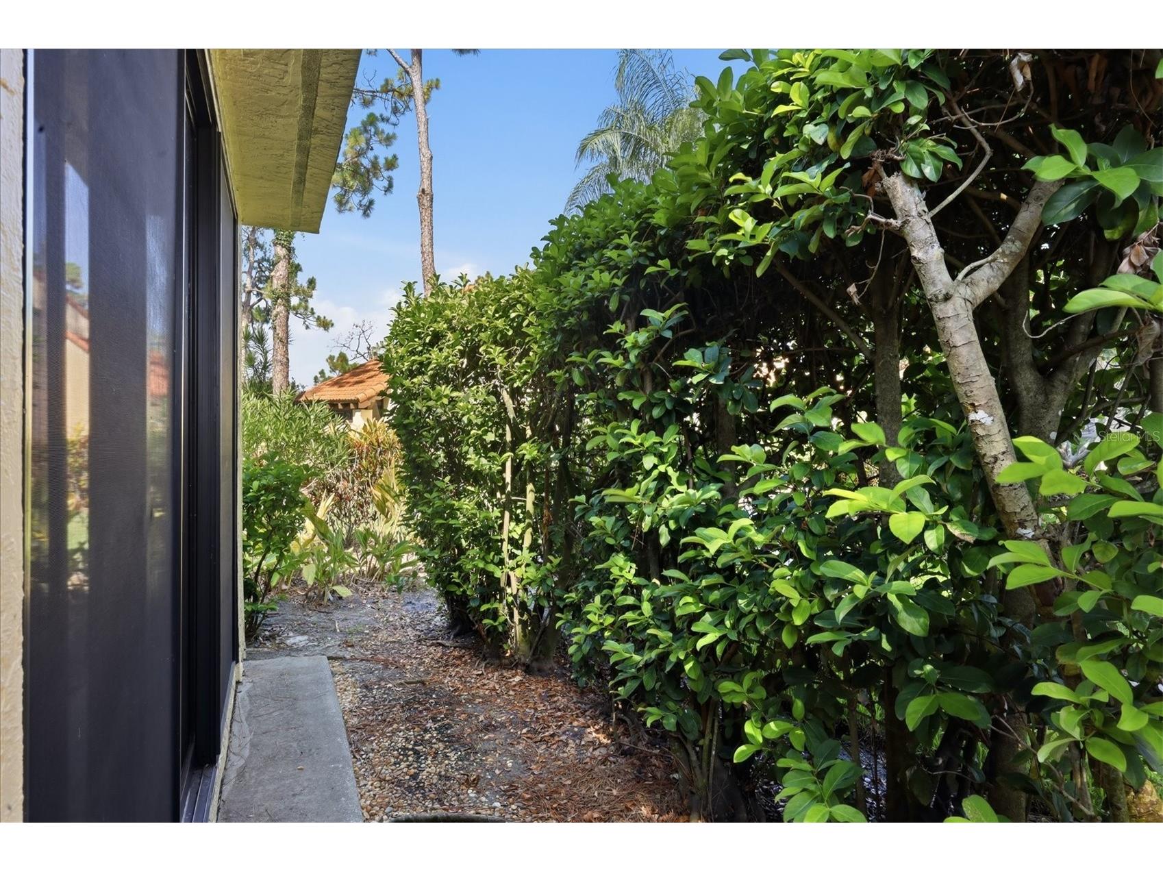 5387 Huntingwood Court #4 Sarasota FL 34235 A4698691 image32