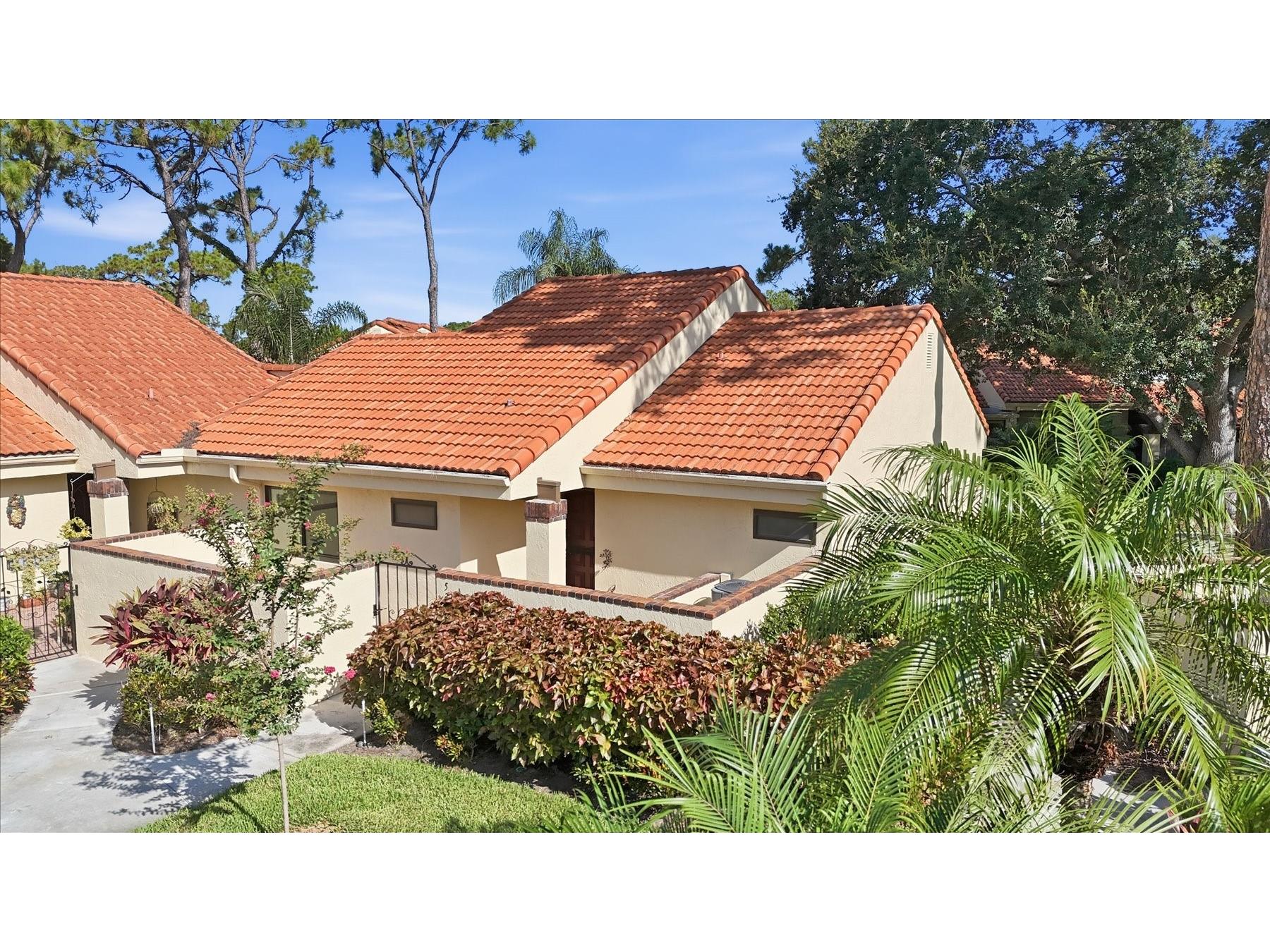 5387 Huntingwood Court #4 Sarasota FL 34235 A4698691 image39
