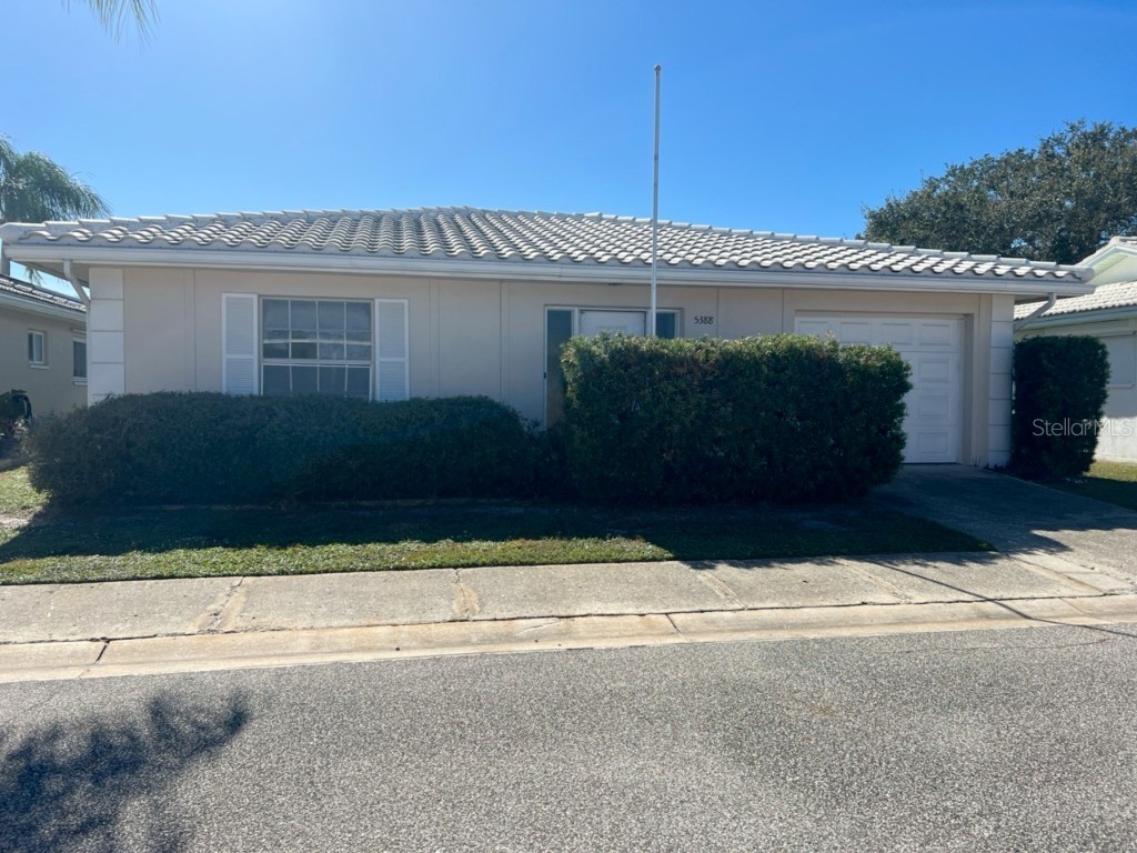 5388 Acacia Trail N #564 Pinellas Park FL 33782 U8210915 image1