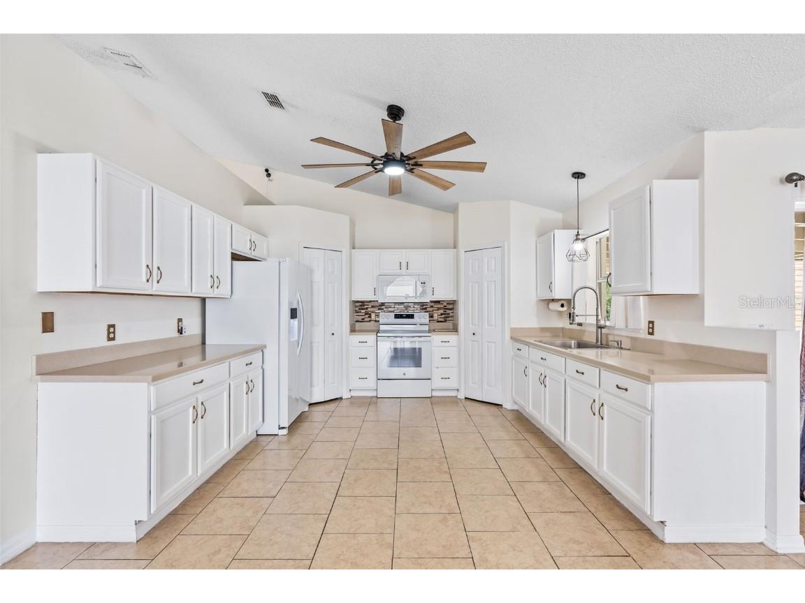 5388 Berrien Avenue Spring Hill FL 34608 TB8411035 image9