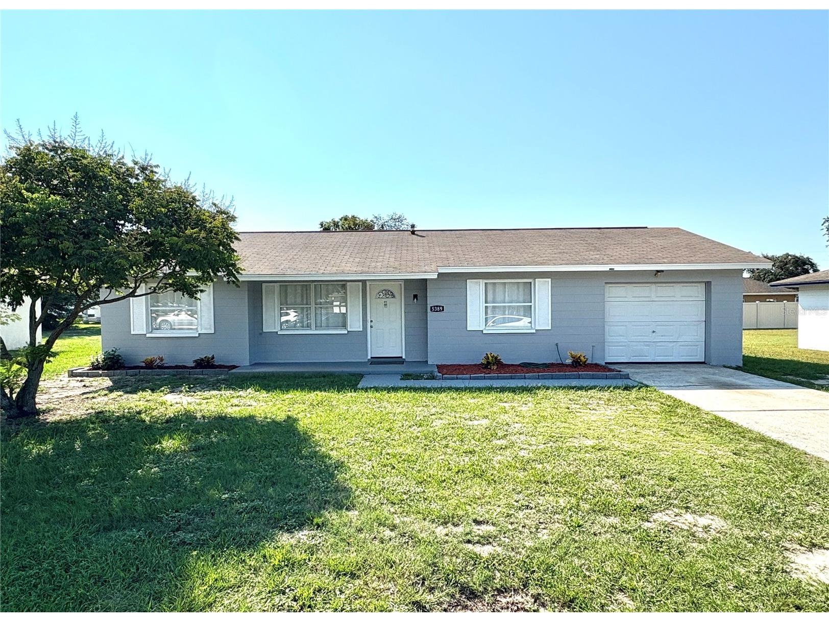 5389 Mariner Boulevard Spring Hill FL 34609 W7884581 image1