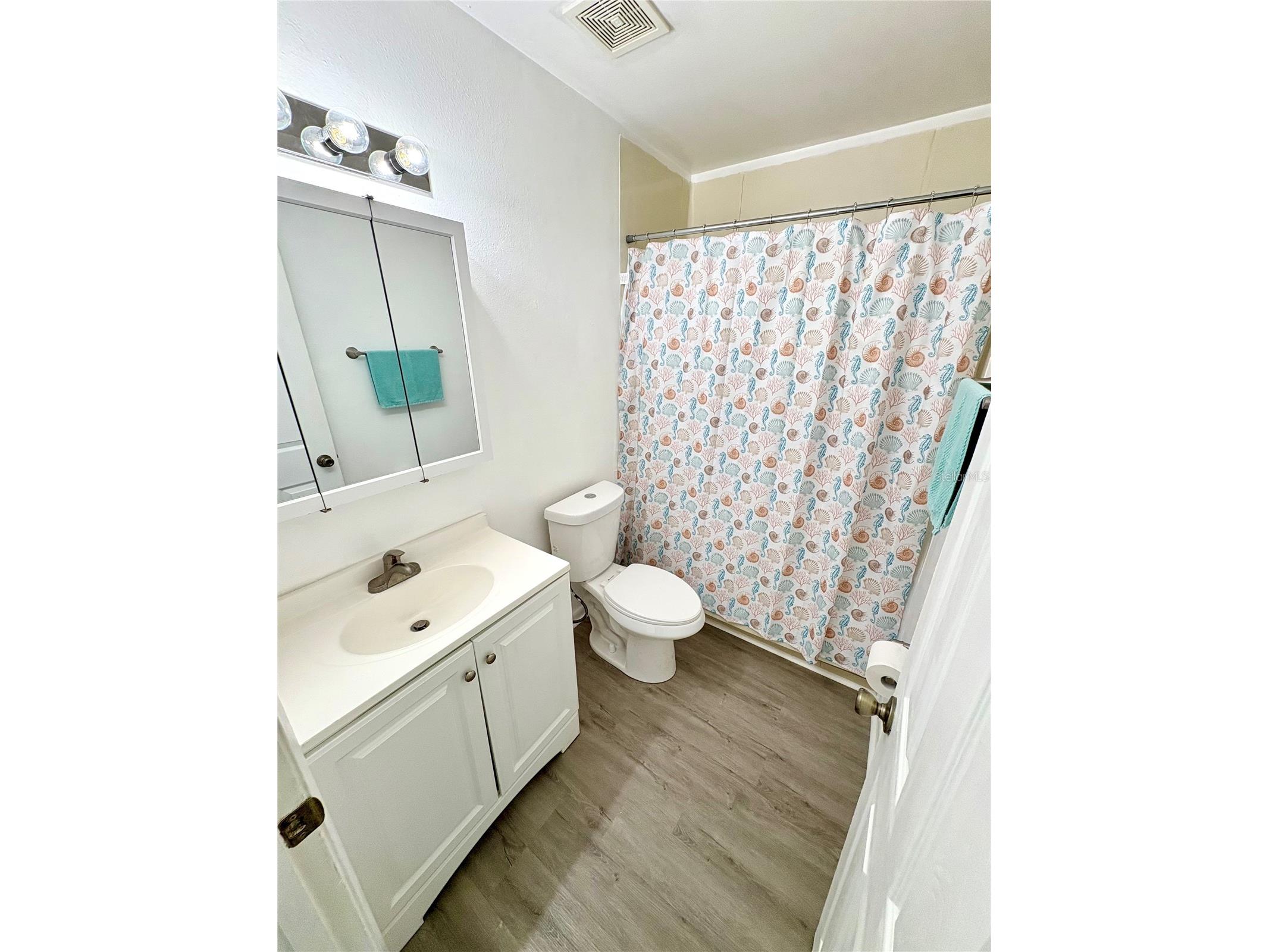 5389 Mariner Boulevard Spring Hill FL 34609 W7884581 image12