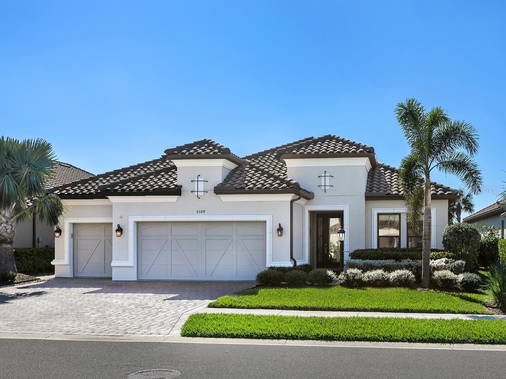 5389 Trails Bend Court Sarasota FL 34238 N6137167 image1