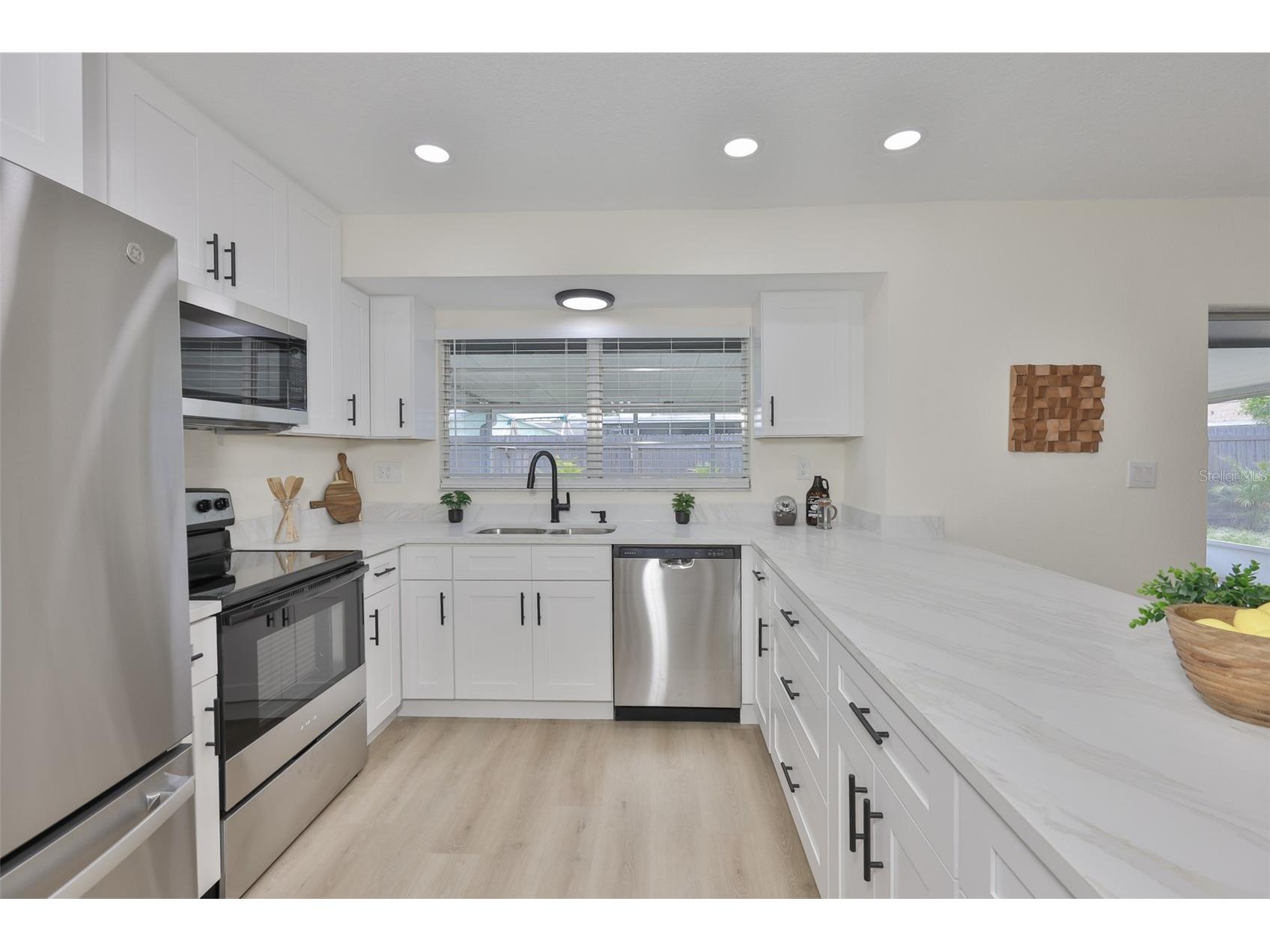 539 Red Mangrove Lane Apollo Beach FL 33572 TB8494780 image10