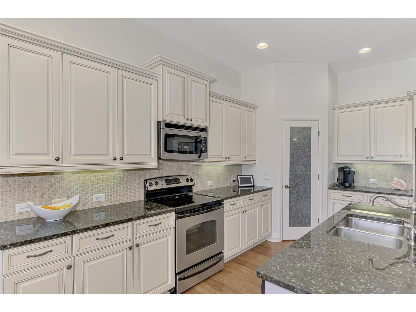 539 Sawgrass Bridge Road Venice FL 34292 N6143398 image25
