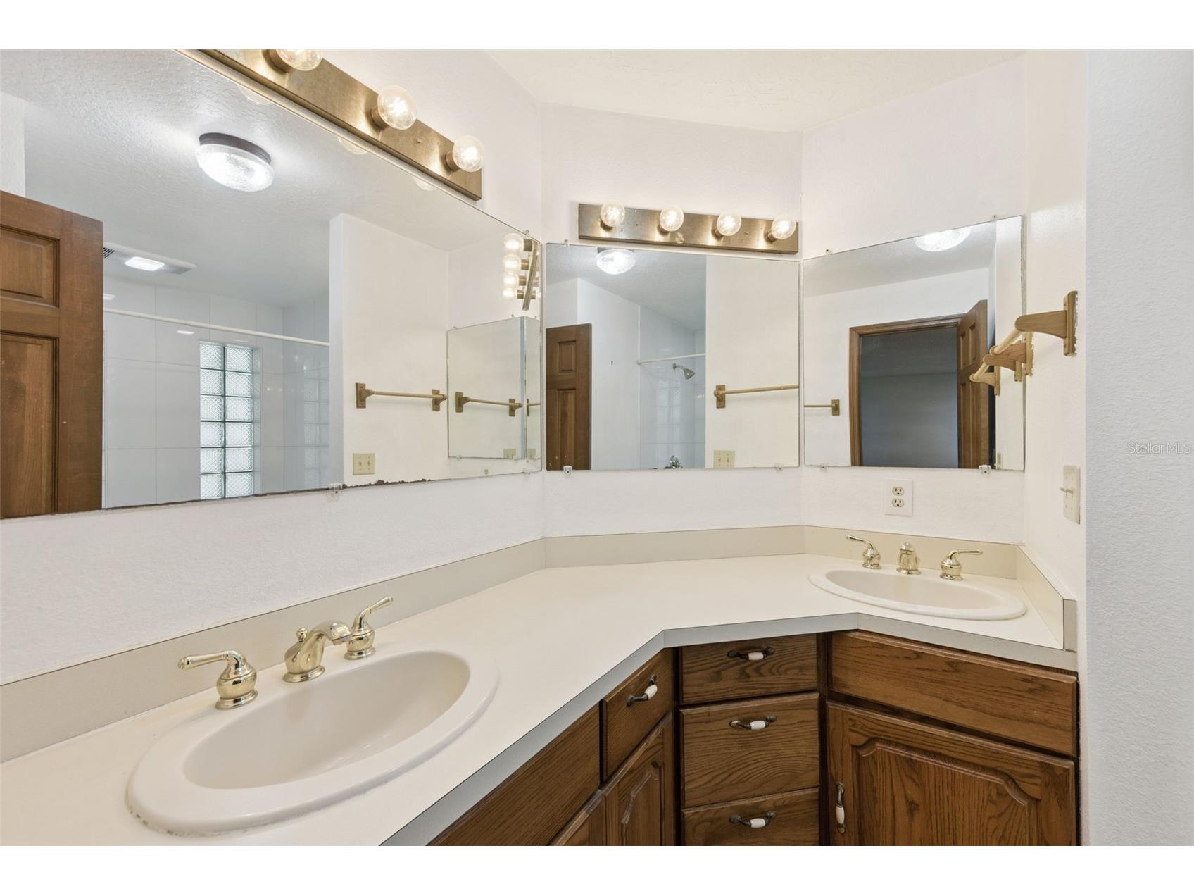 539 Tabatha Drive Osteen FL 32764 - MUD LAKE/ST JOH'S RIVER V4947521 image43