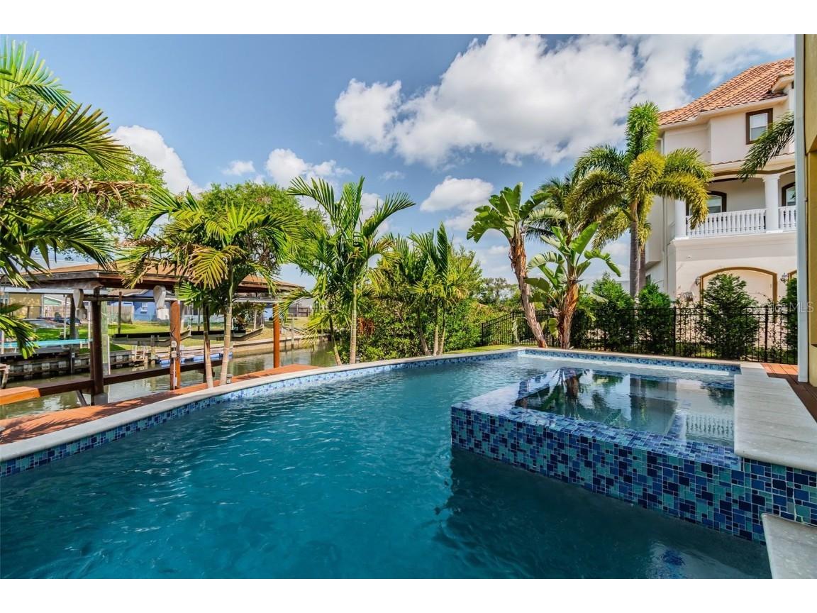 539 Treviso Drive Apollo Beach FL 33572 TB8402137 image25