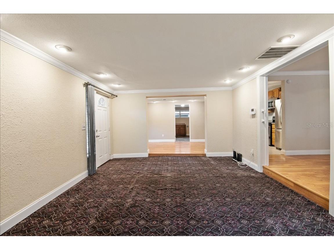 5390 48th Avenue N Saint Petersburg FL 33709 TB8416666 image12