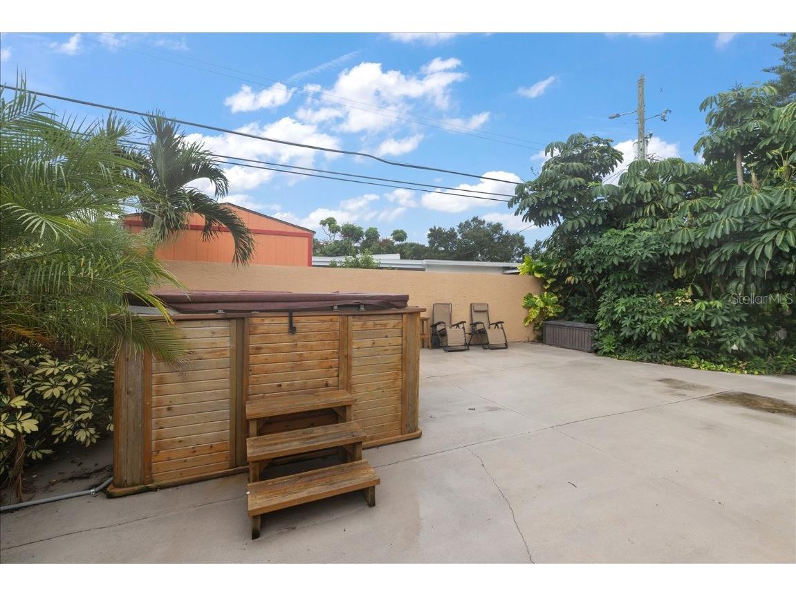 5390 48th Avenue N Saint Petersburg FL 33709 TB8416666 image28